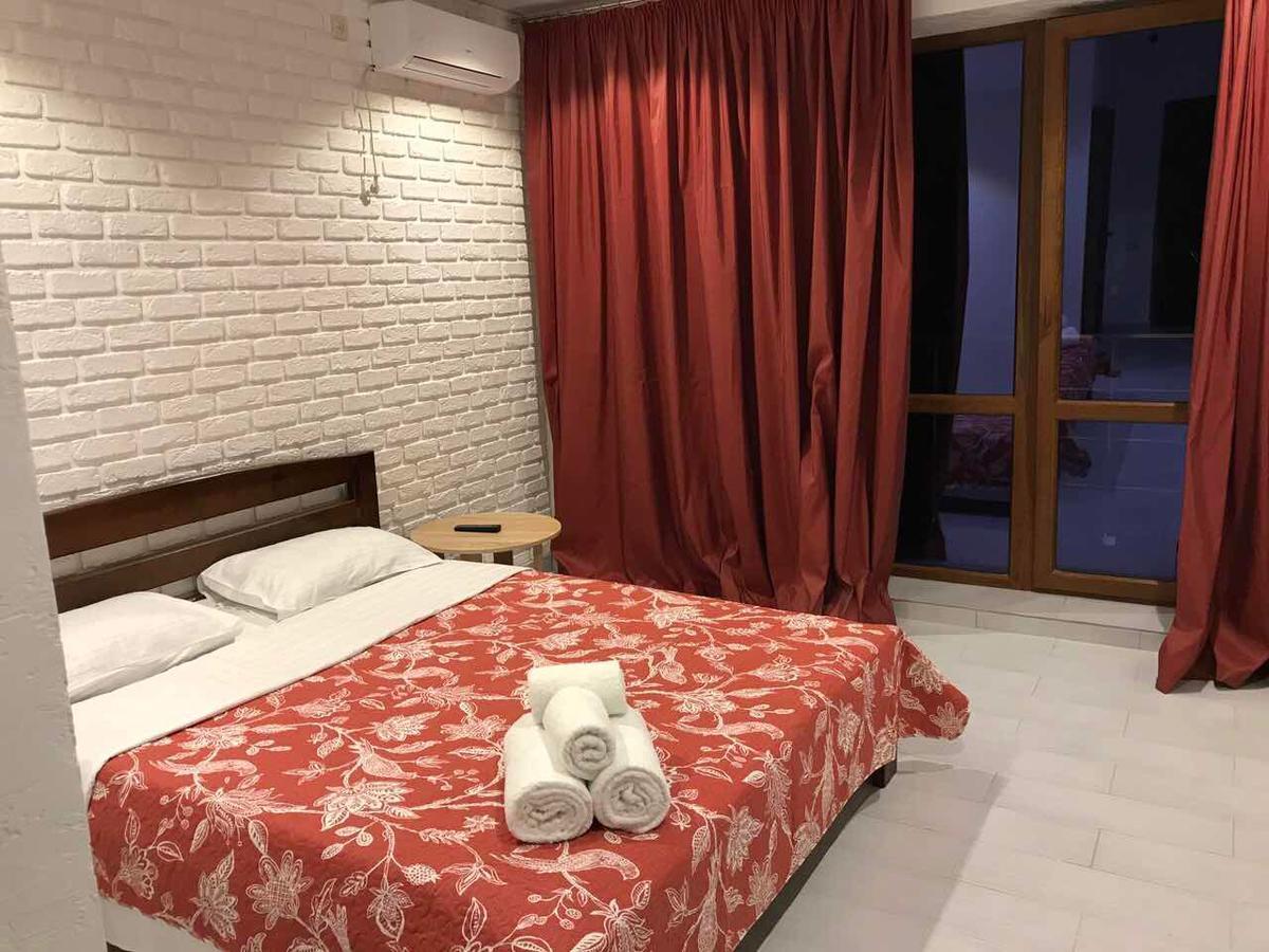 Золотий Лев Otel Zatoka Dış mekan fotoğraf