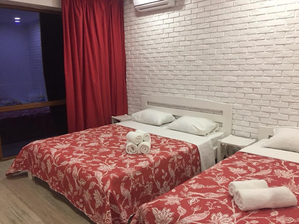 Золотий Лев Otel Zatoka Dış mekan fotoğraf