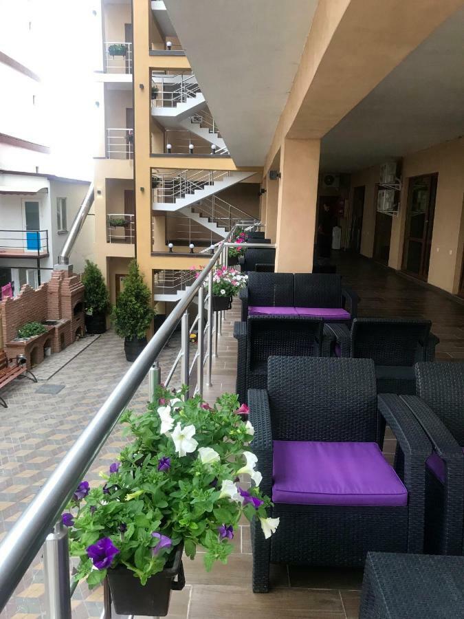 Золотий Лев Otel Zatoka Dış mekan fotoğraf